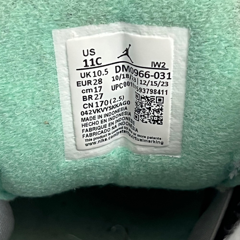 Jordan 3 Retro PS Green Glow Black Wolf Grey DM0966-031 Size 11C Kids Sneakers - Picture 11 of 14